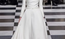 BST thời trang Dior Xuân 2018 Couture: Giấc mơ nữ quyền siêu thực