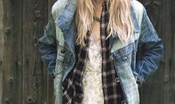 Bạn đã biết cách mặc áo khoác oversized denim hoàn hảo?