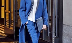 Mặc đẹp phong cách menswear như Victoria Beckham
