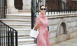 Những đôi sneakers trắng nhất định phải diện trong mùa hè này!
