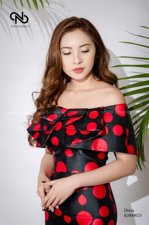 Váy tafta chấm bi ngực xếp