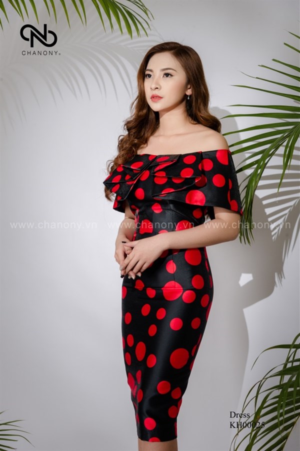 Váy tafta chấm bi ngực xếp
