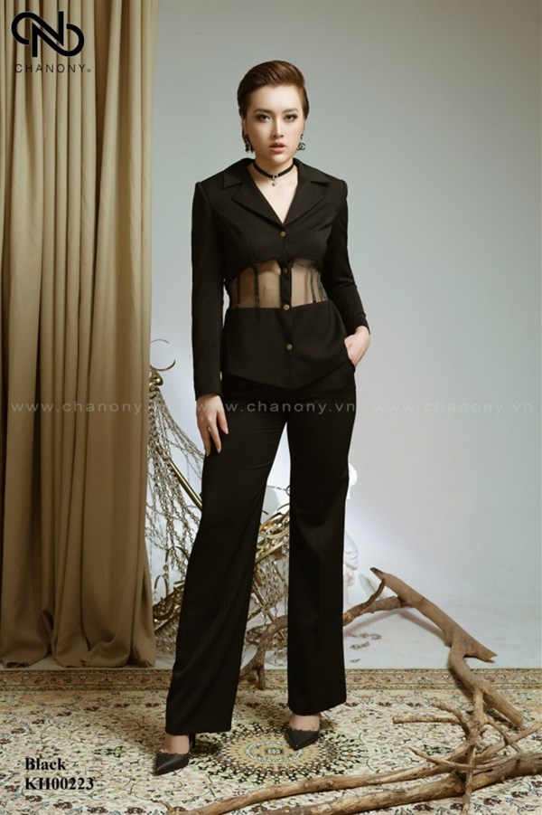 Bộ vest đen pha voan 